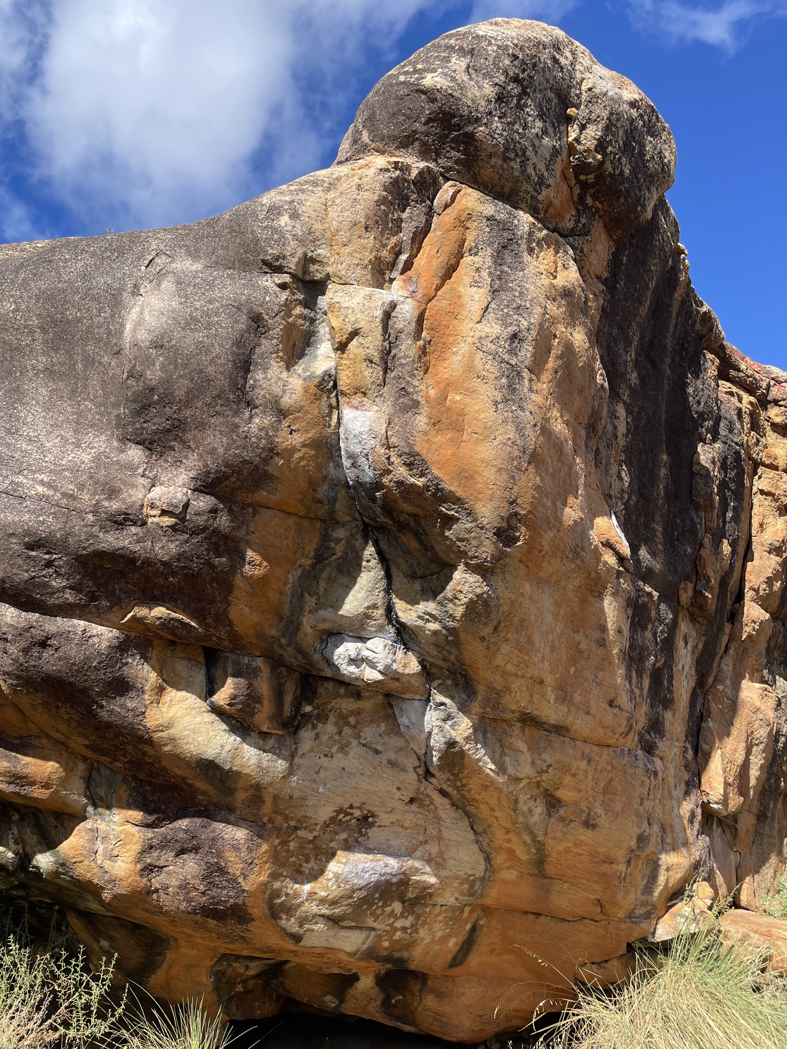 boulder_d0c89fe5-3de2-5a18-8fe4-ee069514e5a2_problem_d6fb71f5-1371-4306-925a-be1d63aa8ad1_1786264420062_0.jpg