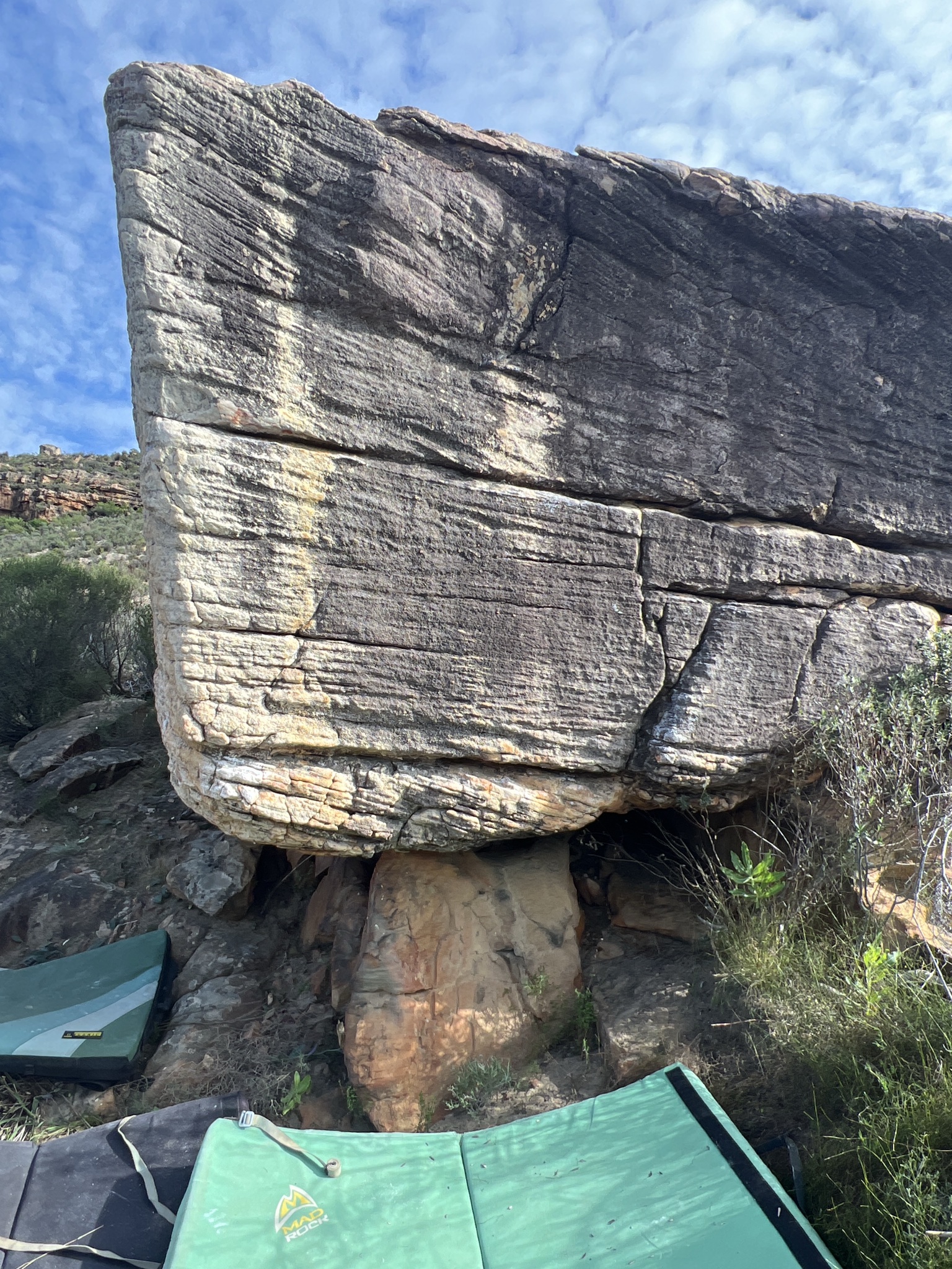 boulder_e48d9538-4ab3-47c7-88ec-cc16b0749e2f_problem_7b95aee1-bb32-4156-9642-75892da9e93f_1783846878998_0.jpg